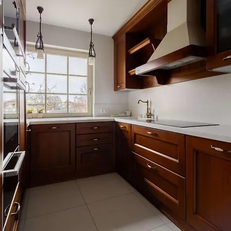 Апартаменты Large Victus In With 2 Terraces Parking And Bathtub By Renters *