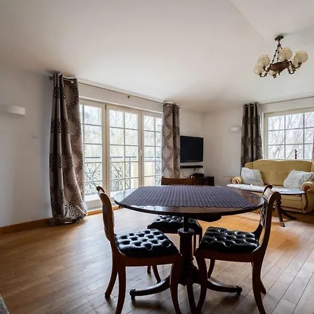 Апартаменты Large Victus In With 2 Terraces Parking And Bathtub By Renters *